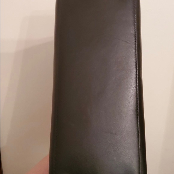 Michael Kors Whitney Satchel - like new! - Picture 10 of 11